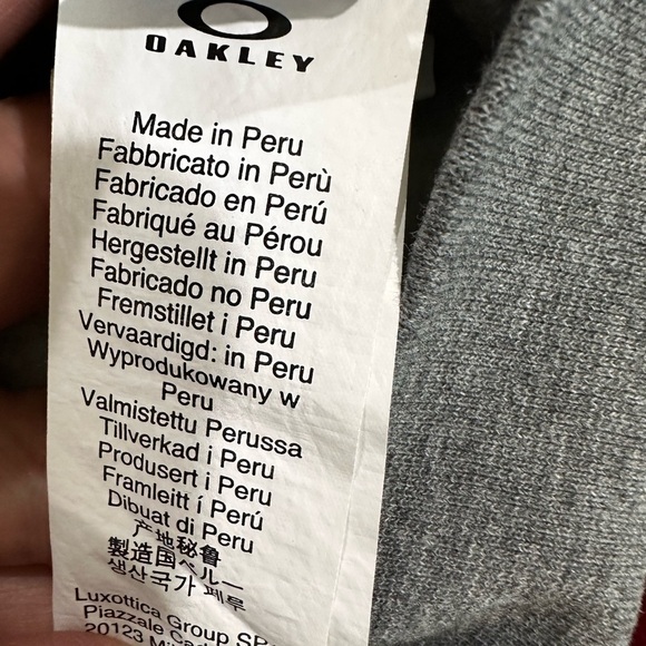 Oakley 1/4 Zip Unisex Hoodie - Picture 8 of 9